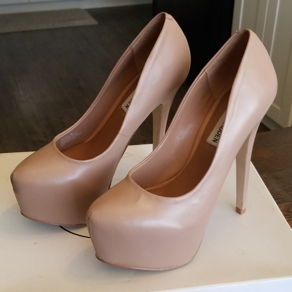 Steve Madden Blush Heels